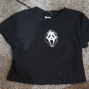 Bioworld Black and White Ghostface / Scream Cropped T-Shirt